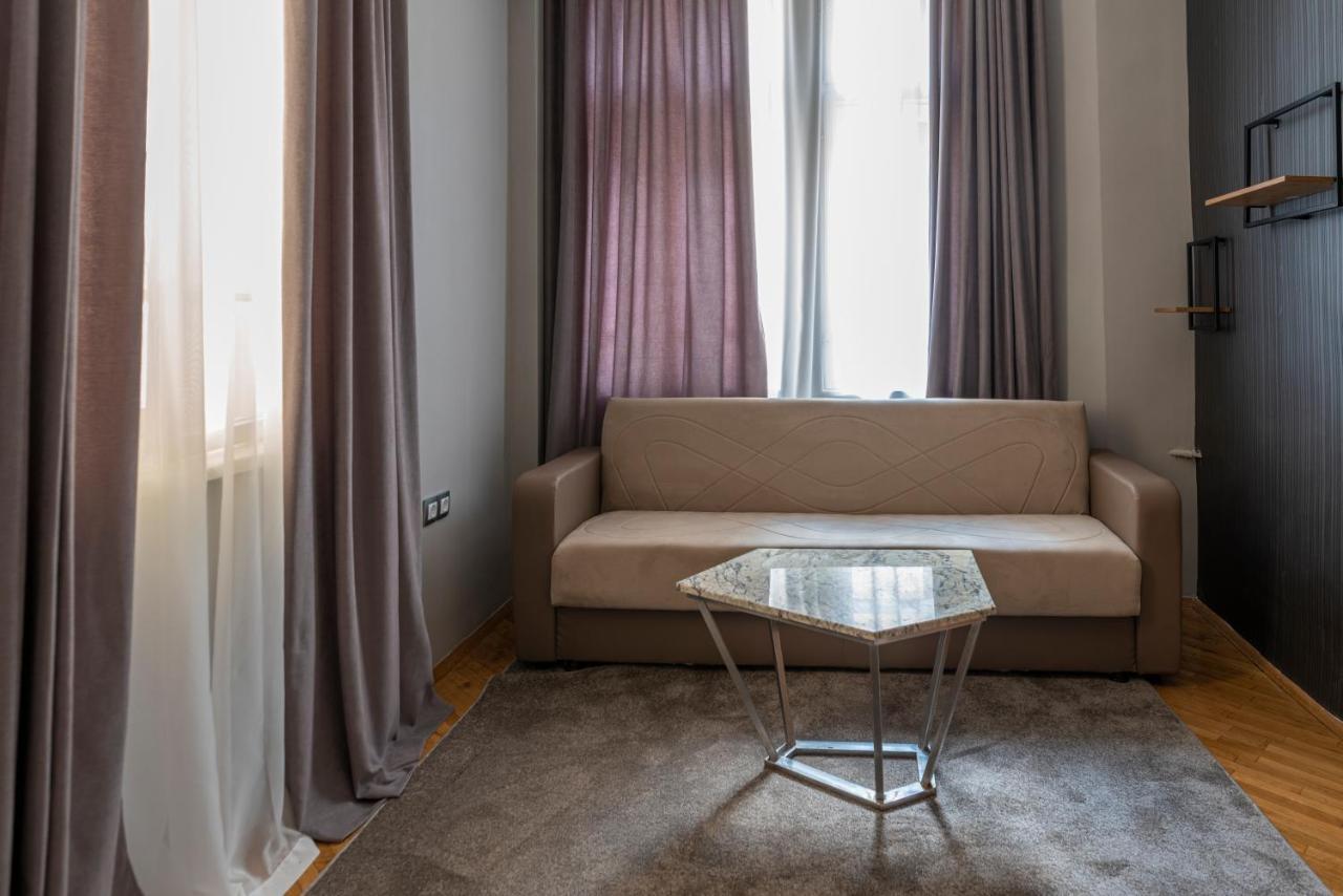 Luxury Apart Vitosha Boulevard Sofia Exterior photo