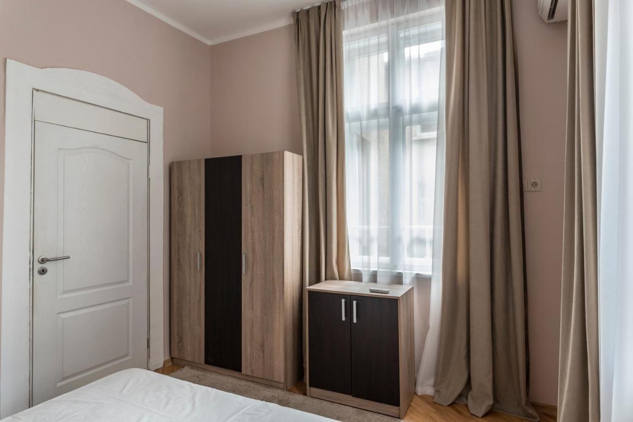 Luxury Apart Vitosha Boulevard Sofia Exterior photo